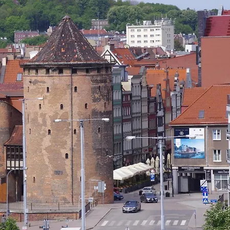 Old Town Nest - 2 Sypialnie, Balkon, Parking W Hali Appartement