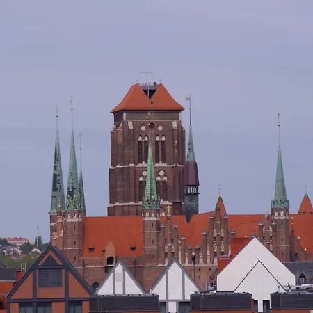 Old Town Nest - 2 Sypialnie, Balkon, Parking W Hali Apartment