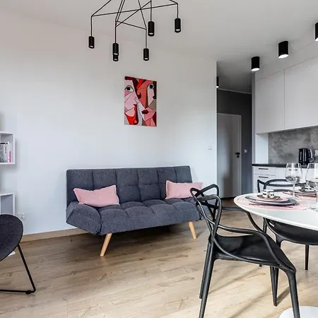 Old Town Nest - 2 Sypialnie, Balkon, Parking W Hali *