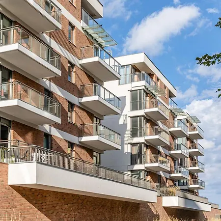 Old Town Nest - 2 Sypialnie, Balkon, Parking W Hali Appartement