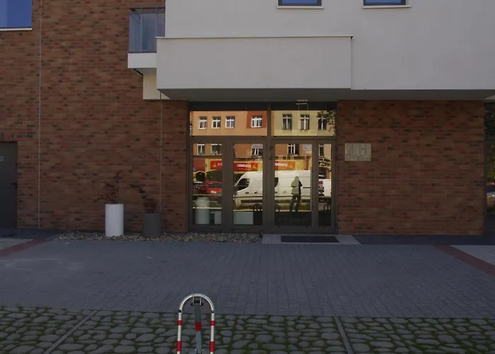 公寓 Old Town Nest - 2 Sypialnie, Balkon, Parking W Hali