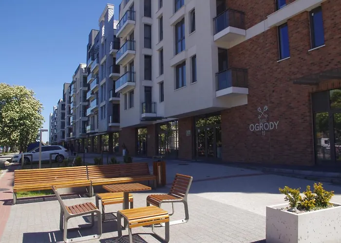 Old Town Nest - 2 Sypialnie, Balkon, Parking W Hali 公寓 *