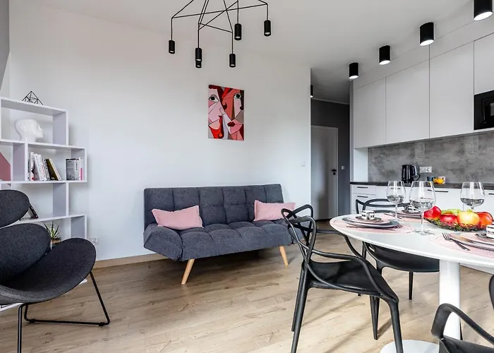 Old Town Nest - 2 Sypialnie, Balkon, Parking W Hali *