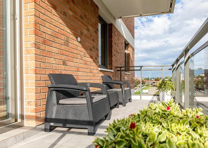 Daire Old Town Nest - 2 Sypialnie, Balkon, Parking W Hali