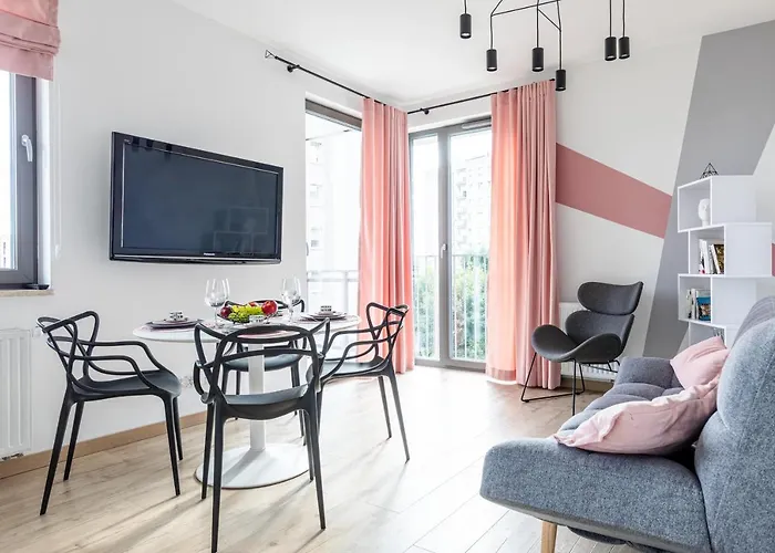 Old Town Nest - 2 Sypialnie, Balkon, Parking W Hali *