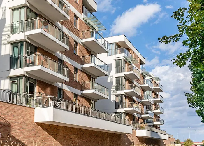 Old Town Nest - 2 Sypialnie, Balkon, Parking W Hali Apartman